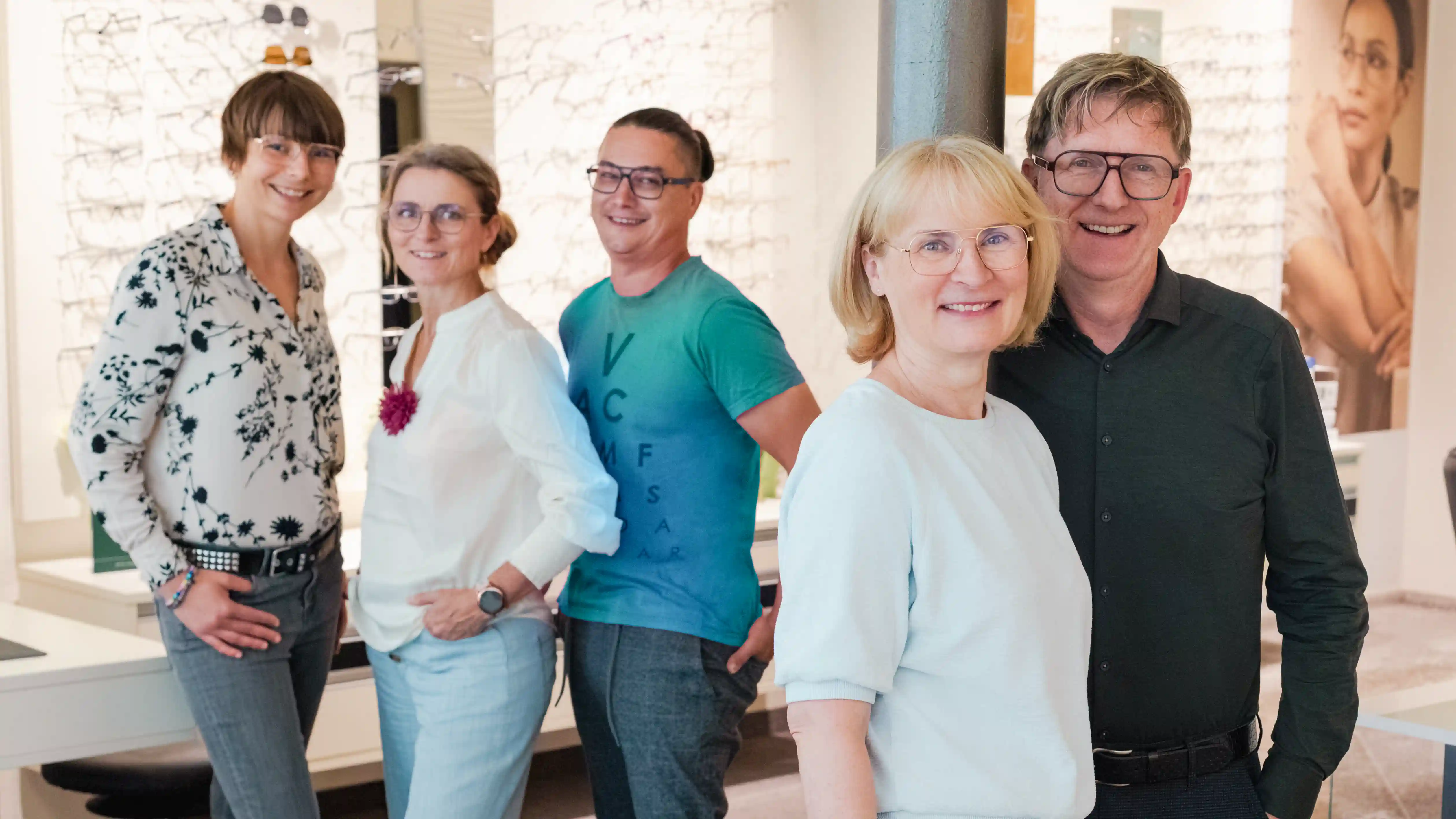 Das Team von Optik Neumann