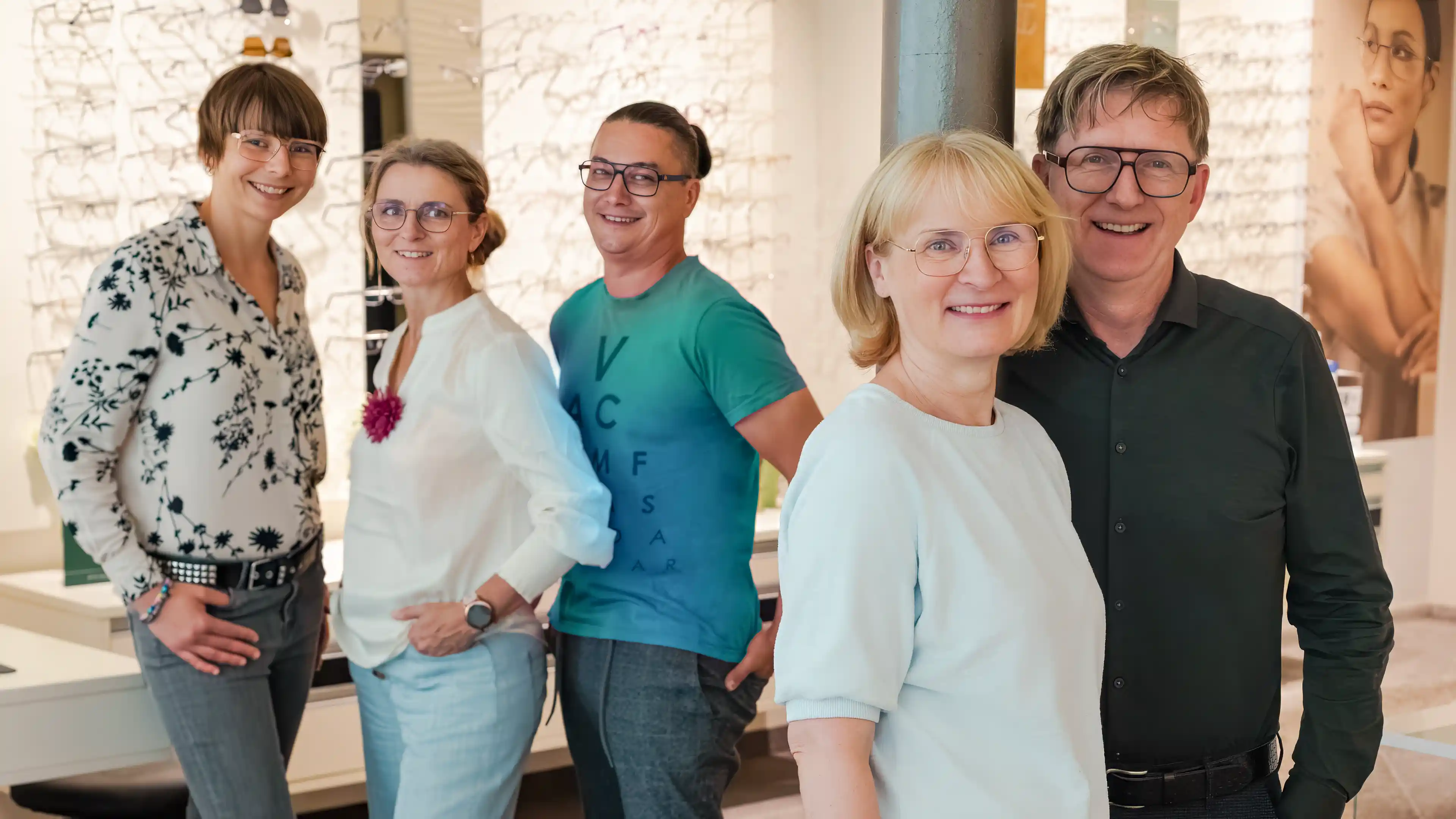 Das Team von Optik Neumann